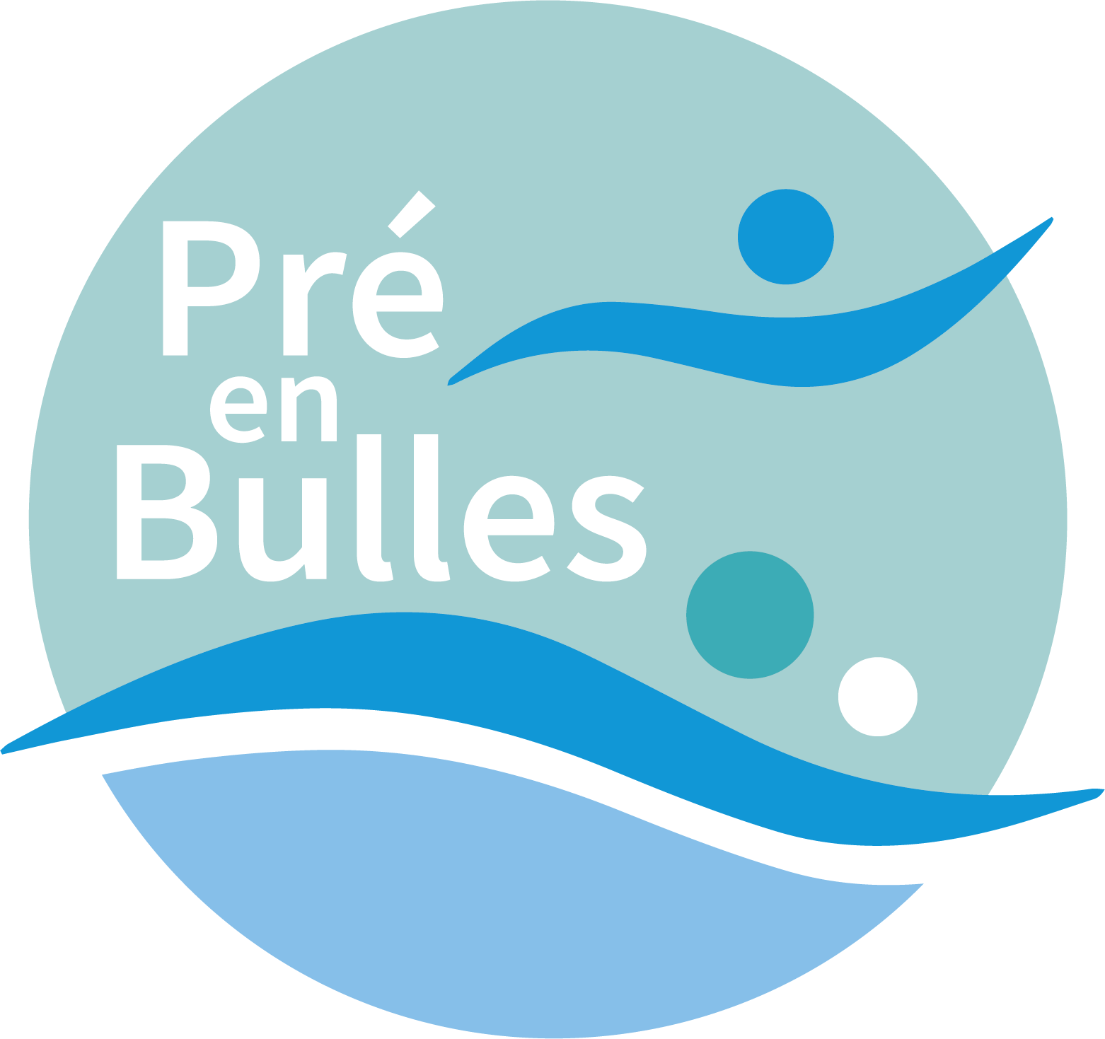Pré-en-Bulles Piscine